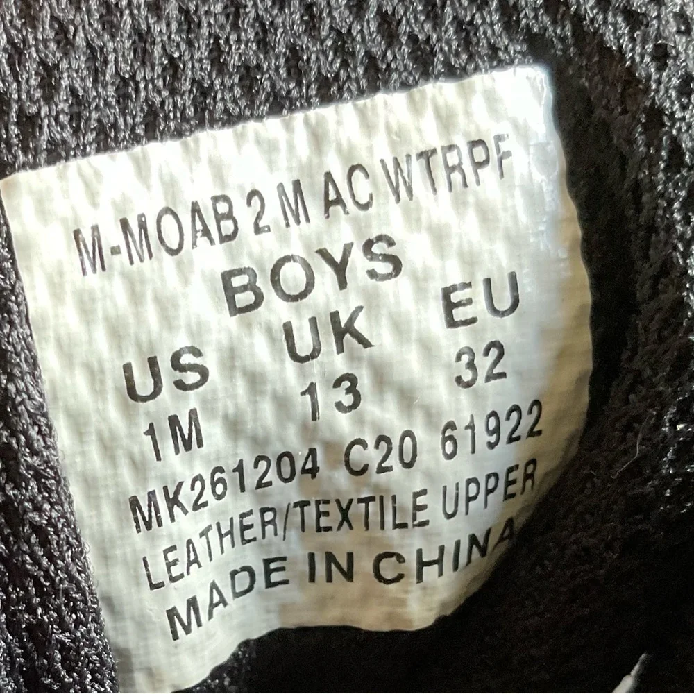Merrell Boy's Moab 2 Mid Waterproof Boots Size 1 - Picture 9 of 10